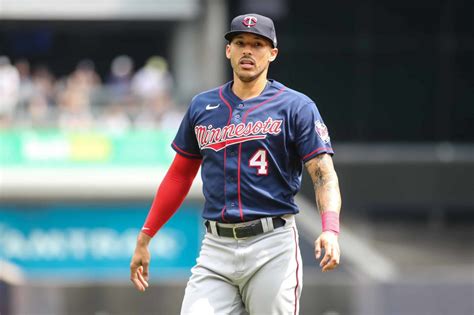 Carlos Correa Opts Out of Bizarre Twins Contract