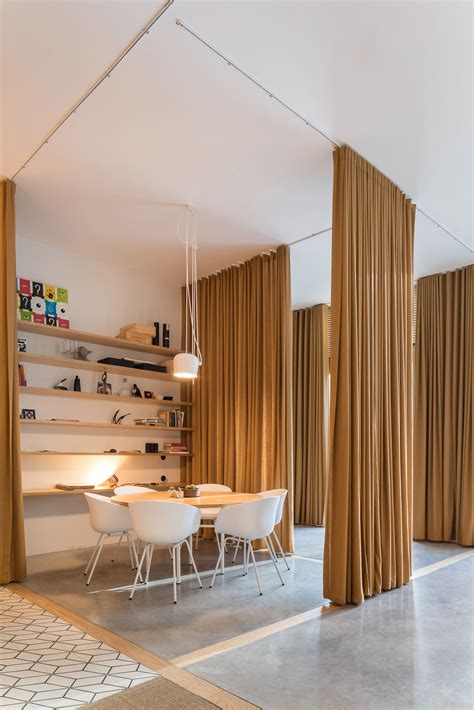 Curtains separate spaces in Lisbon offices Interior Office Curtain ...