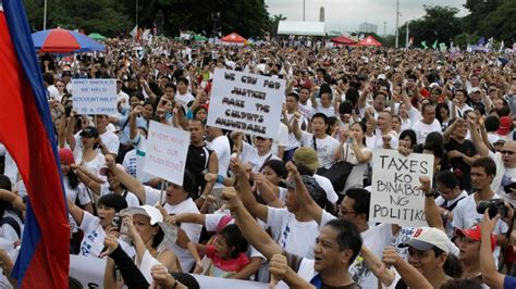 Rakyat Filipina Protes Korupsi di Kalangan Pemerintah