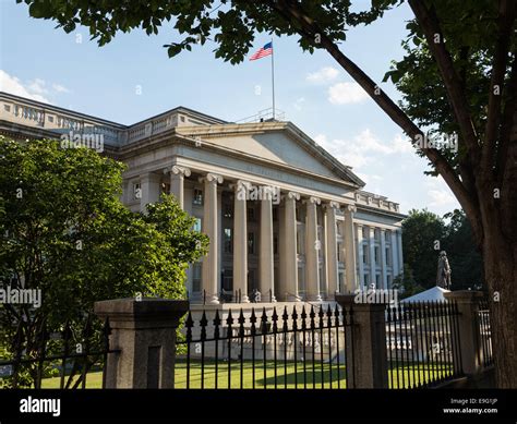 Treasury Building Washington DC Stock Photo - Alamy