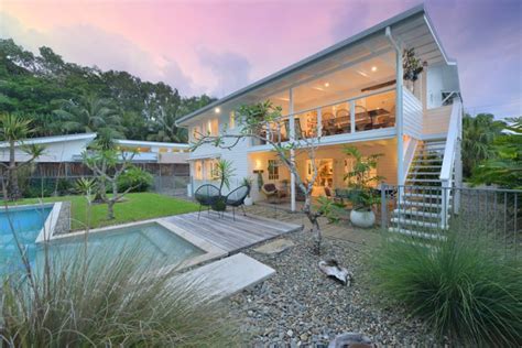 Outside Area - Jamaica Beach House