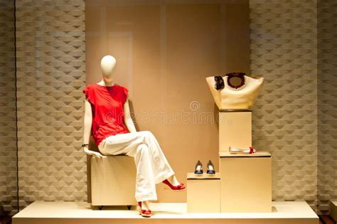 Fashion Boutique Display Window with Mannequins, Store Sale Window, Front of Shop Window Stock ...