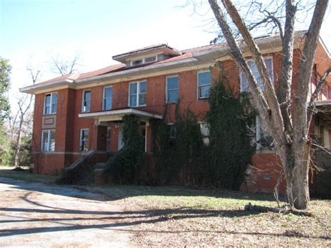 1913 Hospital - Americus, GA - Old House Dreams