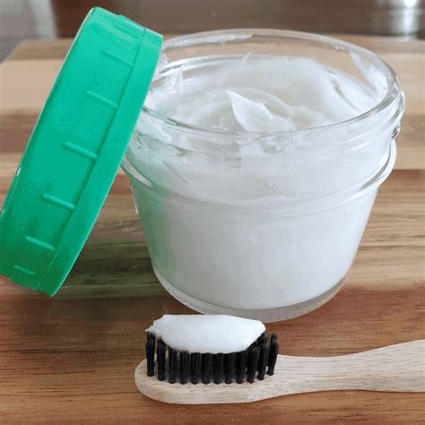 Coconut Baking Soda Toothpaste Recipe | Besto Blog