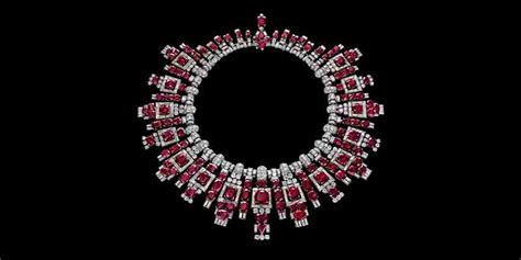 One of the world’s finest collections of Indian jewellery to go on sale – Emirates Woman