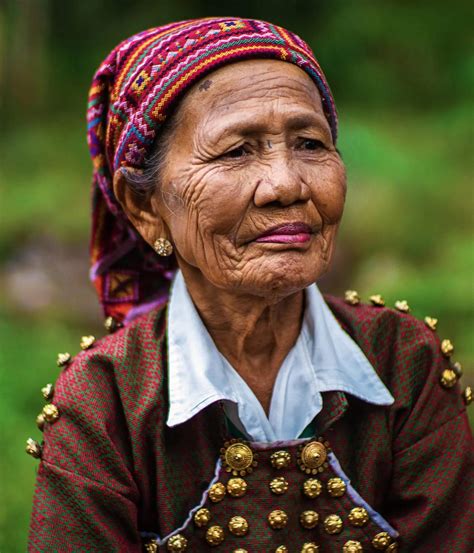 Ambalang Ausalin: A National Treasure of the Yakan Textile Weaving by ...