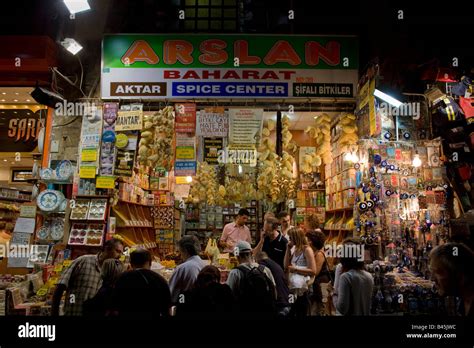 Spice Bazaar Istanbul Turkey Stock Photo - Alamy