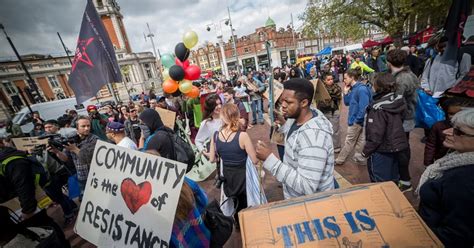 Brixton protests: Police use tear gas to tackle crowds as rally held ...