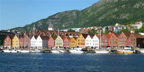 The Top 10 Things To Do and See in Spectacular Bergen