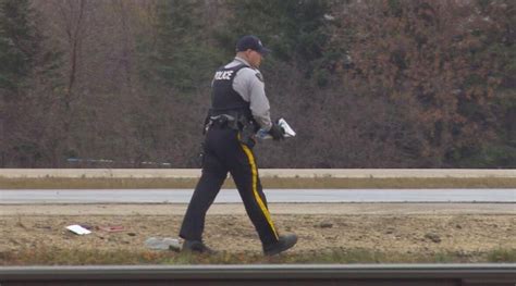 Manitoba's Highway 75 re-opened after crash | CBC News