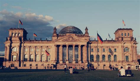 Reichstag Building in Berlin | Copyright-free photo (by M. Vorel) | LibreShot