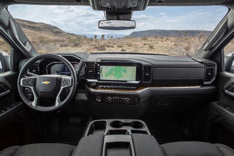 Does the 2023 Chevy Silverado Have Wireless Android Auto?