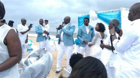 NIGERIAN TOP SECRET: Couple wed at Oniru beach, Lagos (photos)