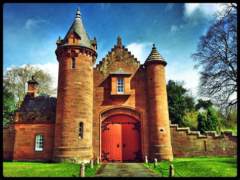 Ayton Castle, Scotland | LINDSEY RENTON | Flickr