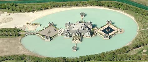 Charles Siegers Castle with Moat Aerial View | Interior Design Ideas