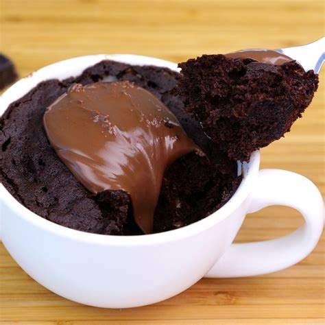 Eggless Microwave Chocolate Mug Cake – Shirley Cooking