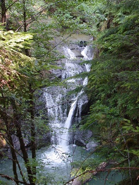 Oregon's Trails: Wolf Creek Falls