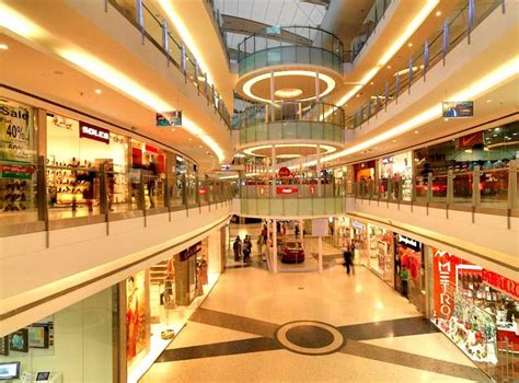 Top 10 Shopping Malls in Bangalore | Biggest & Best Malls in Bangalore