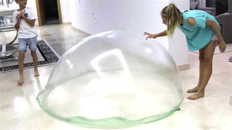 MAKING GIANT SLIME BUBBLES!!!! - YouTube | Bubbly slime, Slime, Bubbles