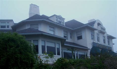 Southern Ct Paranormal Society: LightHouse Inn, New London, CT