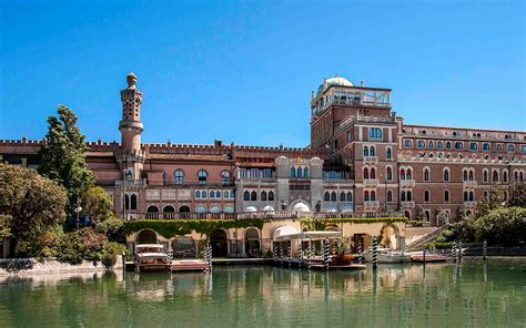 Hotel Excelsior Venice Lido: apre Elimar il ristorante sulla spiaggia ...