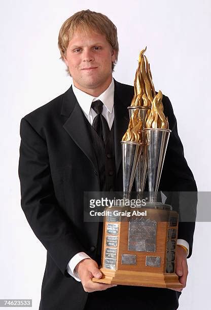 199 Bill Masterton Memorial Trophy Photos & High Res Pictures - Getty Images