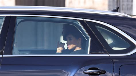 Prince Harry and Meghan Markle Say They Survived Car Chase With Paparazzi. NYPD Say, Not So Much.