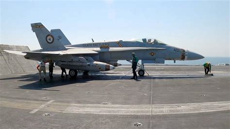 Aircraft Launch From USS Nimitz - YouTube