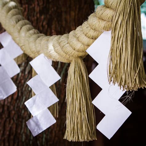 Shimenawa, sacred rope : Meiji Jingu, Tokyo, Japan / Japón | Cores, Ideias de tatuagens, Templos