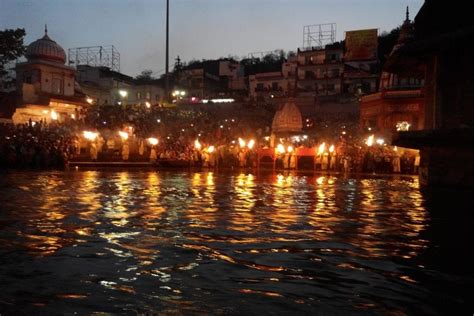 cropped-Ganga_aarti_of_haridwar.jpg | Amaze My Trip