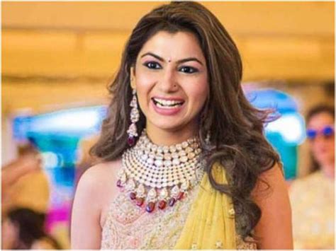 Kumkum Bhagya fame Sriti Jha reveals why she is not 'bored' of playing Pragya since 6 years