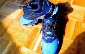 5 Best Running Shoes for Narrow Feet (2023 Reviews)