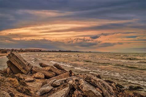 Enjoy the Caspian sea & its beaches | Azerbaijan Travel