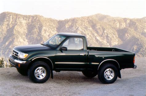 2000 Toyota Tacoma Reviews, Insights, and Specs | CARFAX