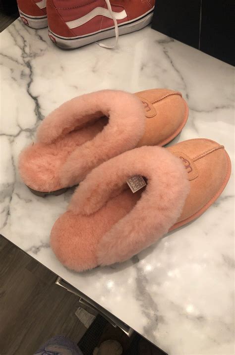 Light pink size 11 ugh slipper Brand new, never worn! | Slippers, Furry slippers, Shoes