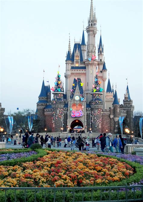 okyo Disneyland Celebrates its 30th Anniversary with "The Happiness Year" | JTBUSA blog
