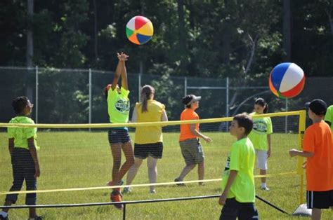 5 Simple, Easy, Volleyball Drills for Kids to Practice | AthleticLift