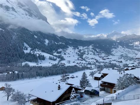 Winter hiking in Grindelwald, Switzerland: a photo gallery - Kessi World