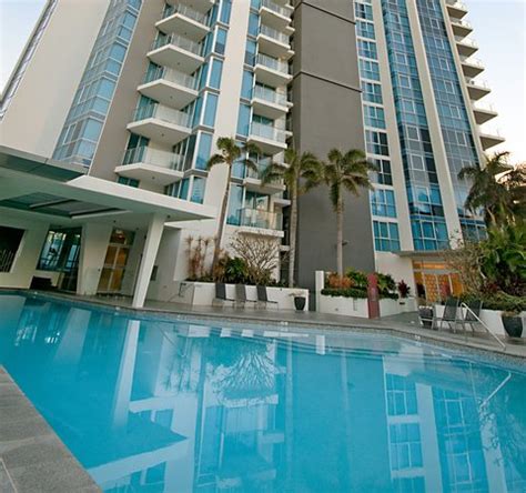 ARTIQUE SURFERS PARADISE - UPDATED 2018 Apartment Reviews & Price ...