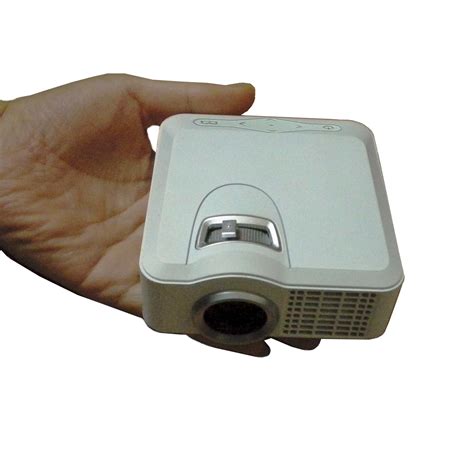 China Mini Portable LCD Projector (P100) - China Projector, Lcos Projector