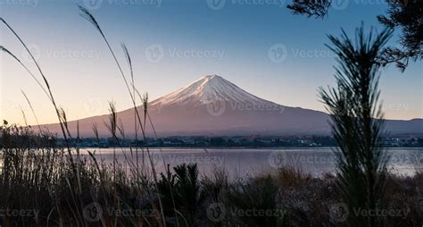 Beauty of the Mt Fuji from the lake Kawaguchi view 1420703 Stock Photo ...