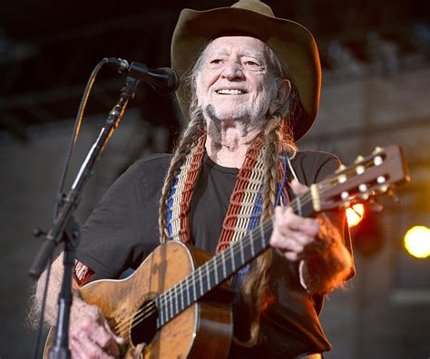 Willie Nelson & Family at the Hard Rock in Sioux City, Iowa (June 10 ...