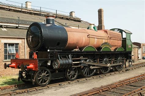 GWR 4900 'Hall' and 6959 'Modified Hall' Class steam locomotives - Class Information