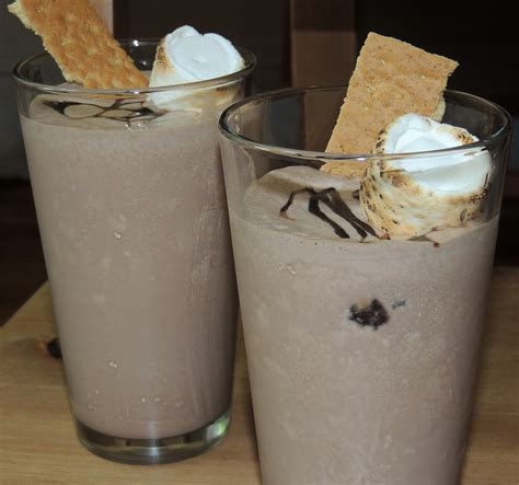 Gas Stove Girl: S'mores Milkshakes