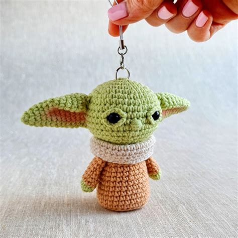 Baby yoda crochet pattern Amigurumi keychain PDF Cute crochet | Etsy