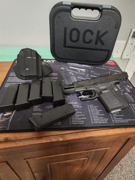 BNIB Glock 19 Gen 5, 6 mags & Holster - Firearms Classifieds - TNGunOwners.com