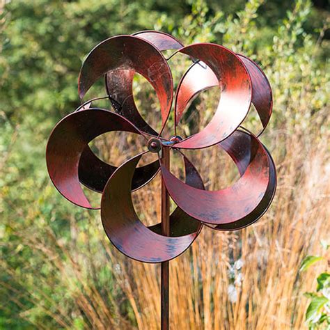 Tatton Wind Sculpture Burnished Gold | YouGarden