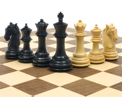 The Gambit Walnut Chess Set [RCPB286] - £163.35 : The Regency Chess ...