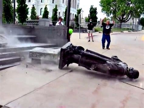 Protesters Yank Down Columbus Statue Outside Minnesota State Capitol