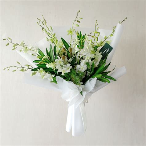 Classic Charm White Orchid Bouquet – Turbarose